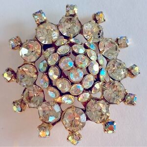 1960s Iridescent Starburst Brooch, vintage rhinestone crystals retro glam 🫐